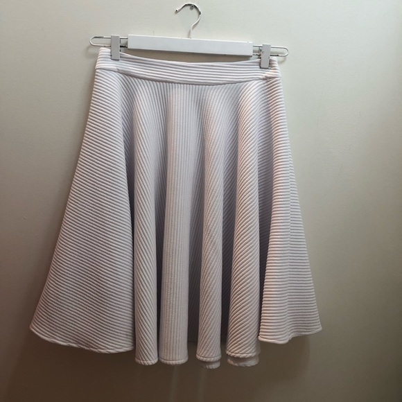Maya Negri White Circular Skirt- unworn with tags - Picture 1 of 1